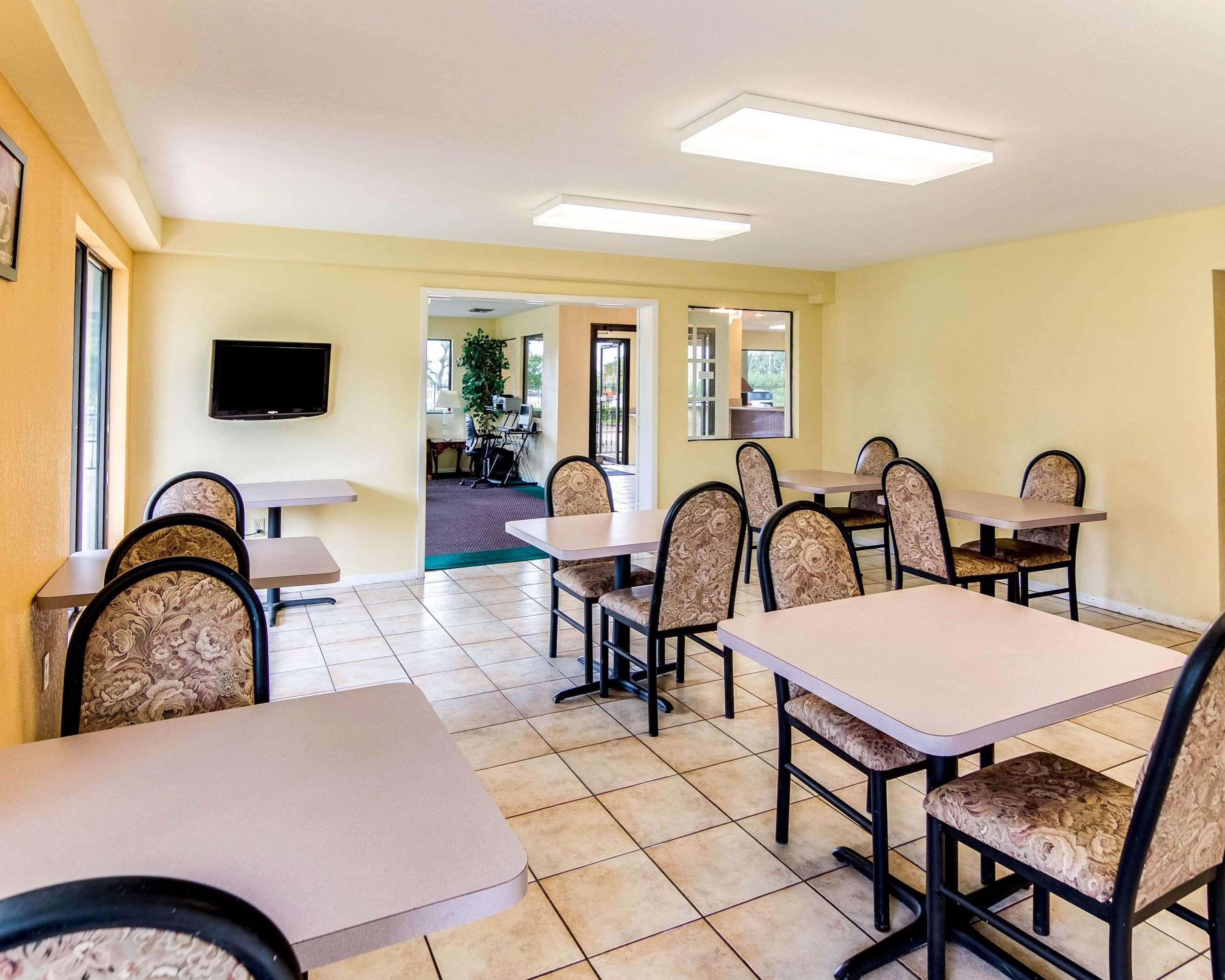 Rodeway Inn & Suites Hwy 290 Nw Houston Esterno foto
