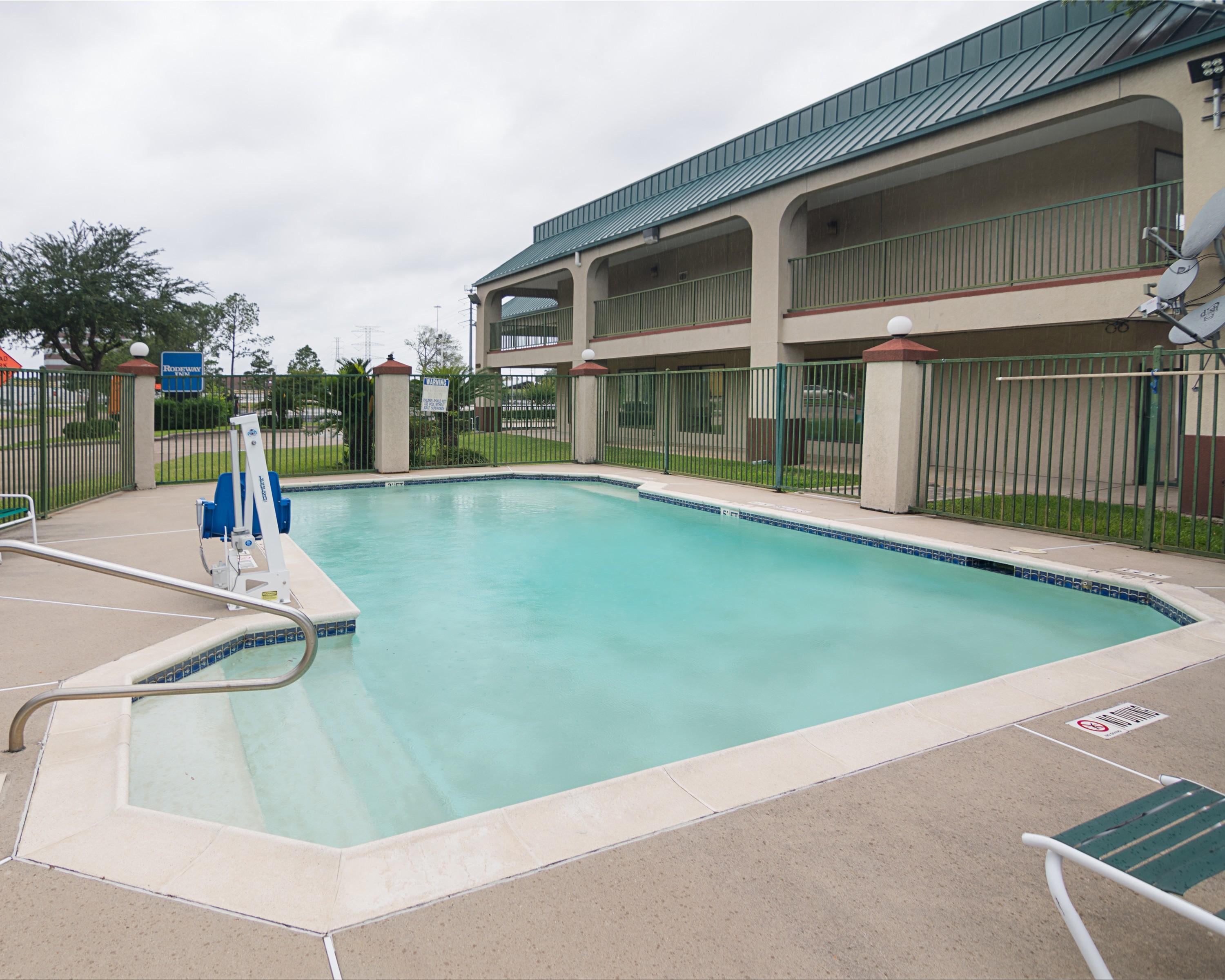 Rodeway Inn & Suites Hwy 290 Nw Houston Esterno foto