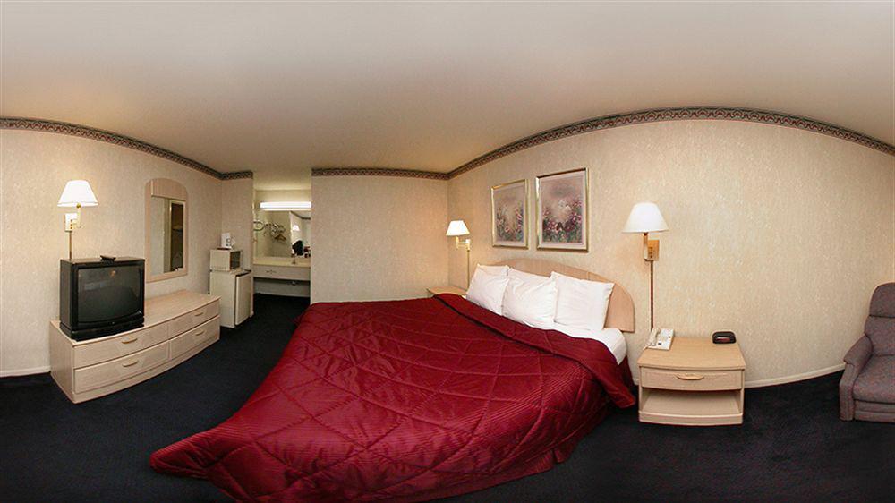 Rodeway Inn & Suites Hwy 290 Nw Houston Esterno foto