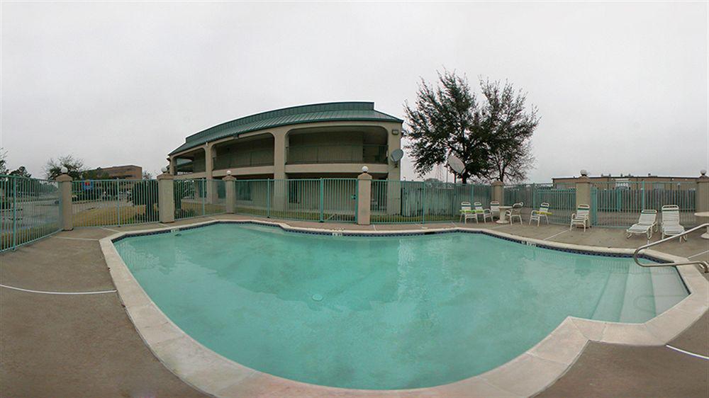 Rodeway Inn & Suites Hwy 290 Nw Houston Esterno foto